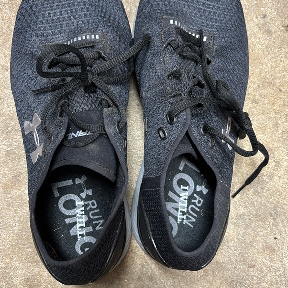Under armour running shoes - Picture 5 of 6